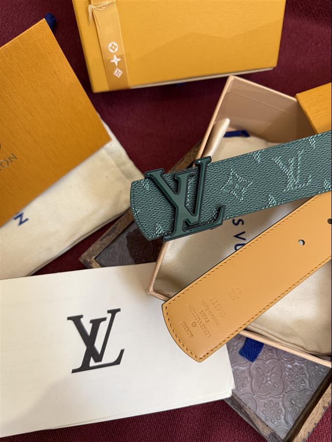 2026 818124158595